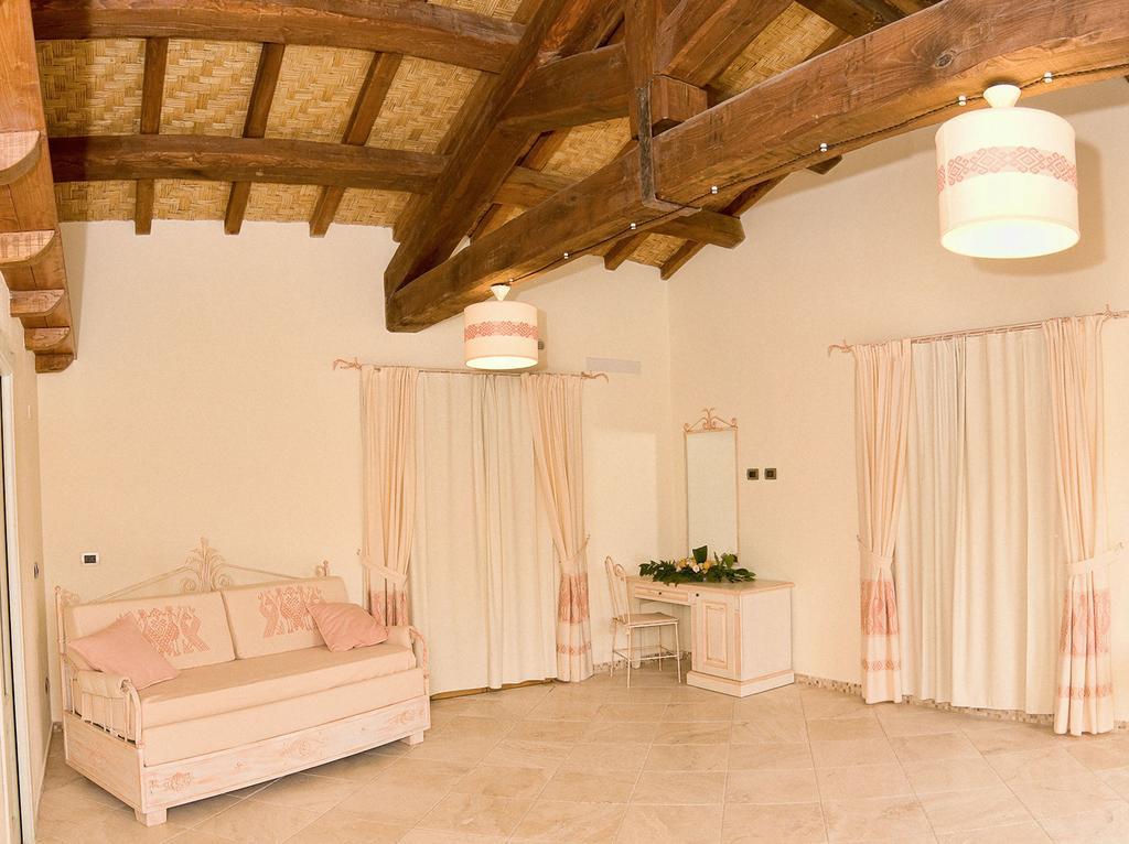 Hotel Soffio Di Vento Magazzini  Ruang foto